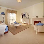 Oasis Parque Country Club Holiday park