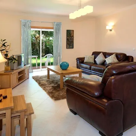 Oasis Parque Country Club פארק נופש 3*