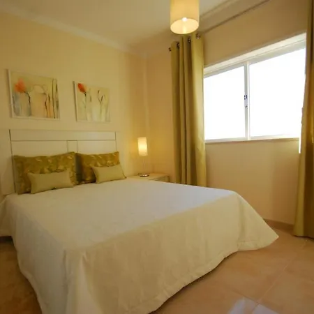 Oasis Parque Country Club Портіман