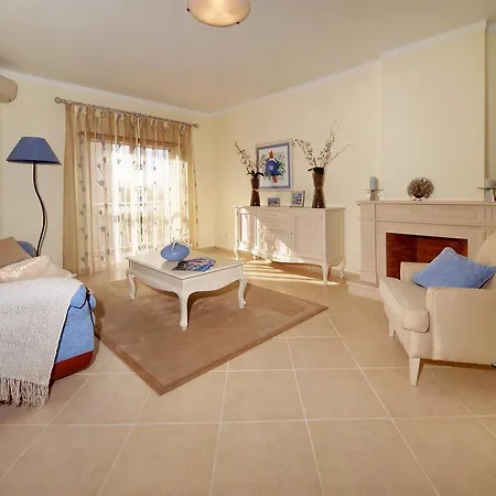 Oasis Parque Country Club База відпочинку