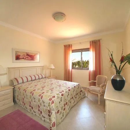 Oasis Parque Country Club פורטימאו