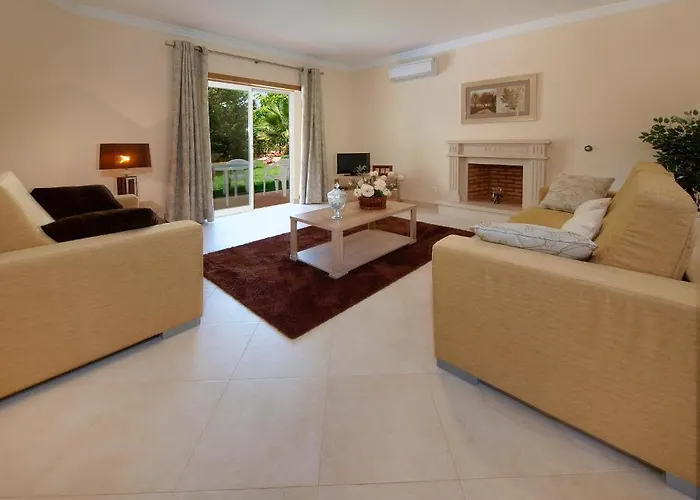 Oasis Parque Country Club פארק נופש 3*