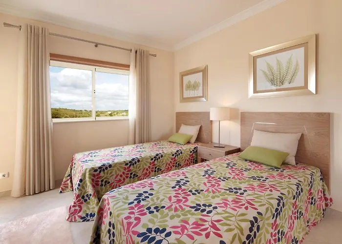 Oasis Parque Country Club פארק נופש 3*