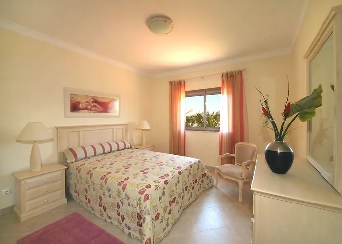 Oasis Parque Country Club פורטימאו