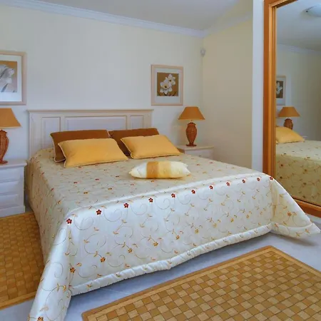 Oasis Parque Country Club 3*