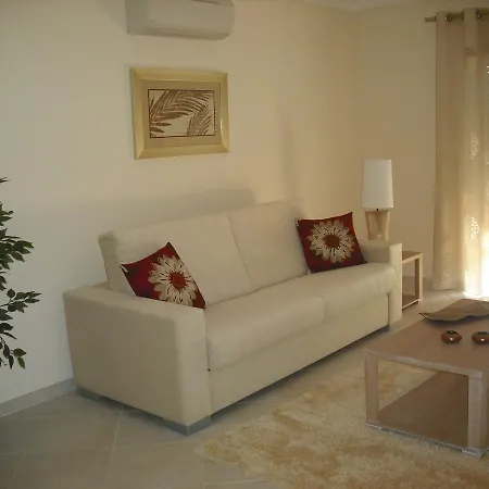 Oasis Parque Country Club 3*