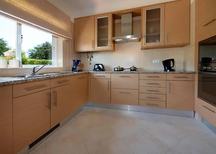 Oasis Parque Country Club