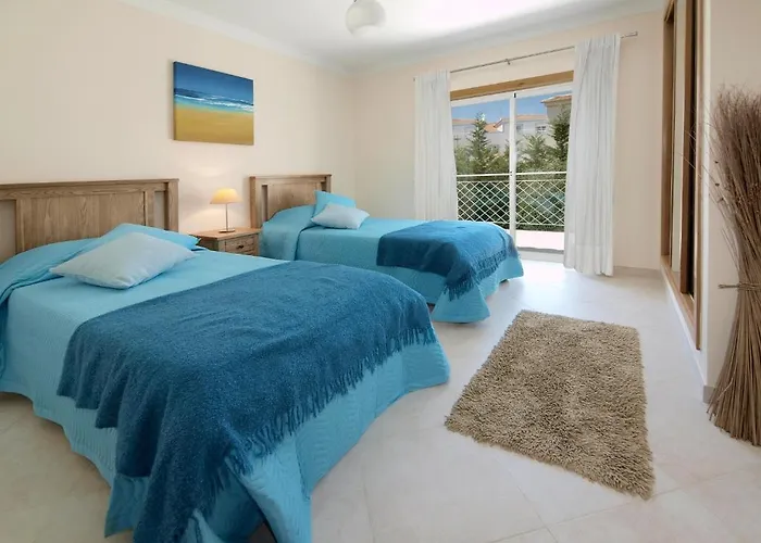 Oasis Parque Country Club بورتيماو