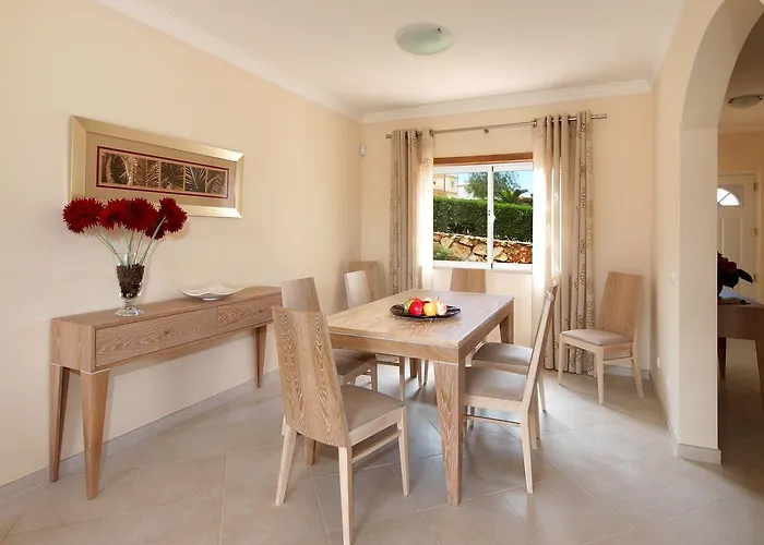 Oasis Parque Country Club 假日公园